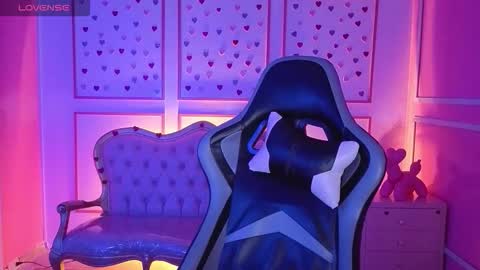 Snapshot of ailen_t_ chatting on 10, 10, 2025 ailen online show from 10, 10, 2025