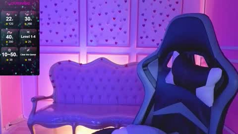 Snapshot of ailen_t_ chatting on 14, 10, 2025 ailen online show from 14, 10, 2025