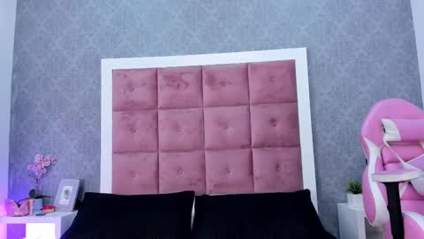 Snapshot of ailenaranda chatting on 22, 11, 2025 Ailen online show from 22, 11, 2025