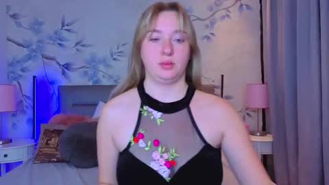 Snapshot of ailissa__fox chatting on 3, 11, 2025 Alisa online show from 3, 11, 2025
