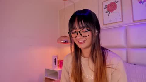 Aily Yozuko online show from 6, 2, 2026