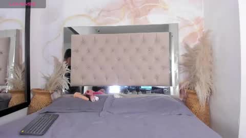 Snapshot of ainaah_ chatting on 26, 9, 2025 Ainaah online show from 26, 9, 2025