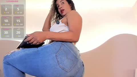 Snapshot of ainaah_ chatting on 13, 4, 2026 Ainaah online show from 13, 4, 2026