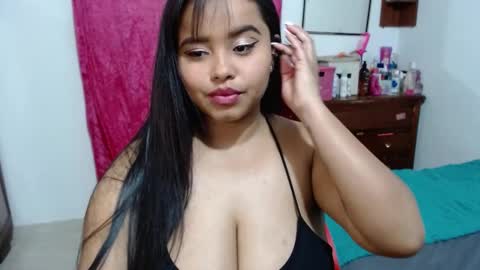 Snapshot of ainara__stone chatting on 9, 1, 2025 AINARA LIZ online show from 9, 1, 2025