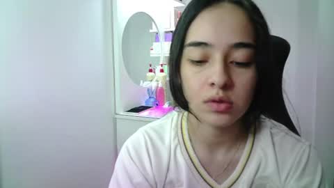 Snapshot of aineangeel chatting on 25, 7, 2026 AINE online show from 25, 7, 2026