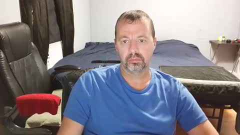 Daddy online show from 23, 4, 2026