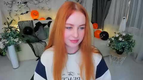 Snapshot of airysilhouette chatting on 3, 11, 2025 Louise online show from 3, 11, 2025