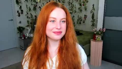 Snapshot of airysilhouette chatting on 23, 6, 2026 Louise online show from 23, 6, 2026