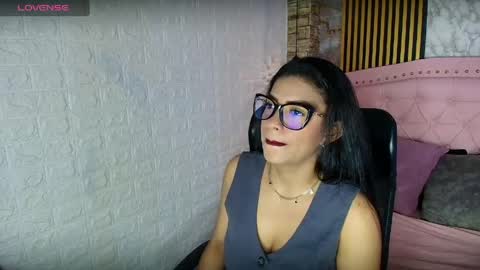 aisha__cambell online show from 2, 5, 2026