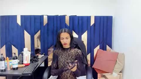 Aisha online show from 19, 11, 2025