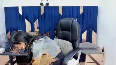 Aisha online show from 22, 5, 2026
