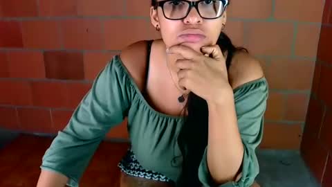 aisha koswell3 online show from 14, 11, 2025