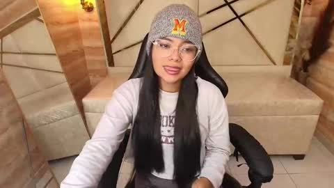 Aisha online show from 24, 3, 2026