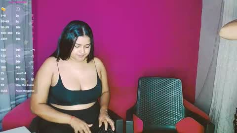 aisha_stacey0410 online show from 1, 3, 2025