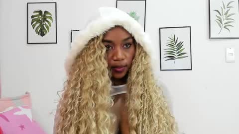 Aisha online show from 4, 3, 2025