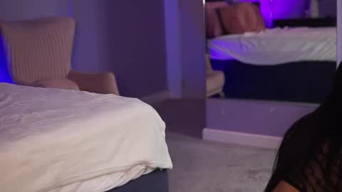 Snapshot of aishaadevoe chatting on 22, 10, 2025 Maddy online show from 22, 10, 2025