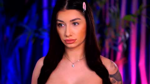 Lora online show from 8, 1, 2025