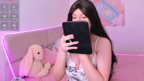 Aisha online show from 18, 11, 2025