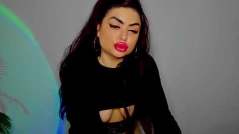 Snapshot of aishahottie chatting on 4, 12, 2024 aishamissx online show from 4, 12, 2024