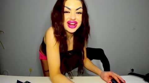 Snapshot of aishahottie chatting on 7, 3, 2025 aishamissx online show from 7, 3, 2025