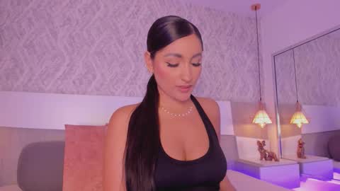 Aisha online show from 18, 11, 2025