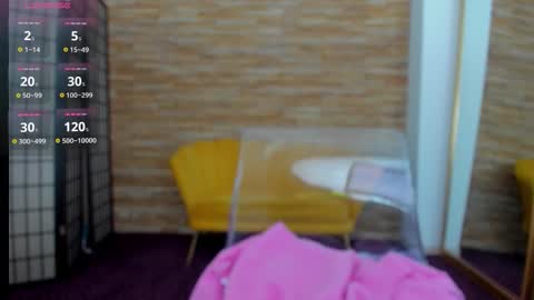 Aisha online show from 25, 9, 2025