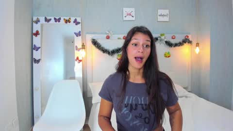 Snapshot of aishawild chatting on 10, 12, 2024 aishawild online show from 10, 12, 2024