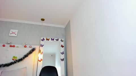 Snapshot of aishawild chatting on 5, 1, 2025 aishawild online show from 5, 1, 2025