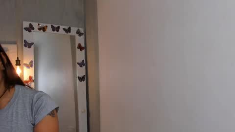 Snapshot of aishawild chatting on 8, 3, 2025 aishawild online show from 8, 3, 2025