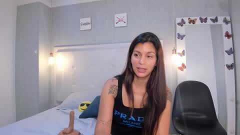 Snapshot of aishawild chatting on 10, 9, 2025 aishawild online show from 10, 9, 2025