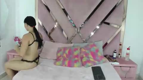 aishaxht online show from 9, 5, 2026