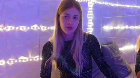 Aisha online show from 26, 9, 2025