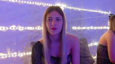 Aisha online show from 21, 10, 2025