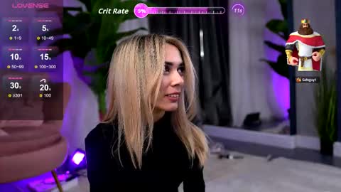 Snapshot of aishleybee chatting on 18, 12, 2025 Aish online show from 18, 12, 2025