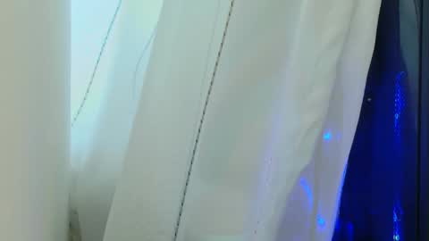 Snapshot of aitanna_love chatting on 19, 9, 2025 Aitanna Love online show from 19, 9, 2025