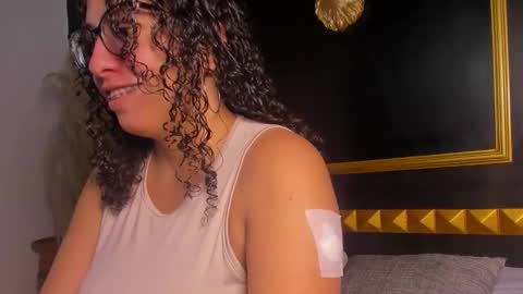 Snapshot of aixa_15 chatting on 30, 10, 2025 Aixa Burgos online show from 30, 10, 2025