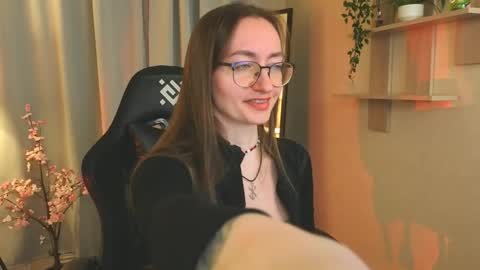 Snapshot of akaheby chatting on 7, 4, 2026 akaheby online show from 7, 4, 2026