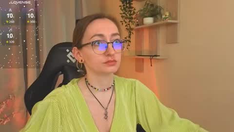 Snapshot of akaheby chatting on 14, 4, 2026 akaheby online show from 14, 4, 2026