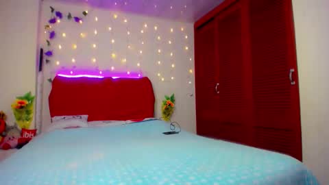 Akai Kraz  online show from 18, 12, 2025