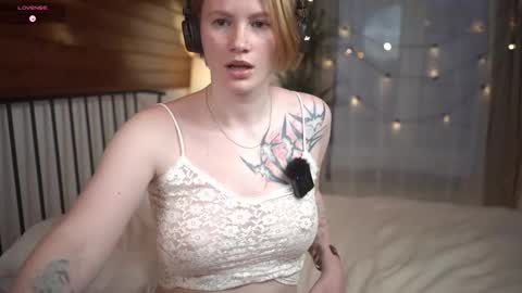 Snapshot of akaneiro_demon chatting on 27, 1, 2025 Akaneiro online show from 27, 1, 2025