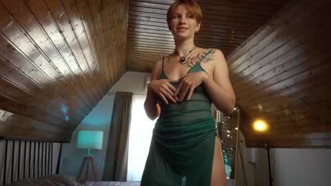 Snapshot of akaneiro_demon chatting on 9, 9, 2025 Akaneiro online show from 9, 9, 2025