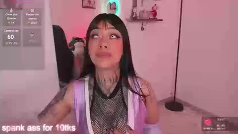 Snapshot of akari1_mischief chatting on 20, 9, 2025 Alejandra online show from 20, 9, 2025