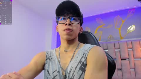 akazaboy online show from 4, 12, 2024