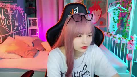 Akemi online show from 5, 3, 2025