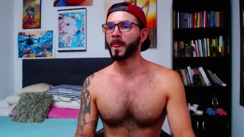 akiles online show from 28, 1, 2025