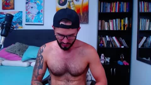 akiles online show from 5, 3, 2025