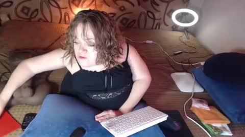 Natalie online show from 22, 1, 2025