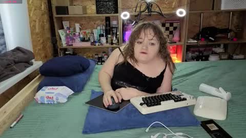 Natalie online show from 23, 12, 2025