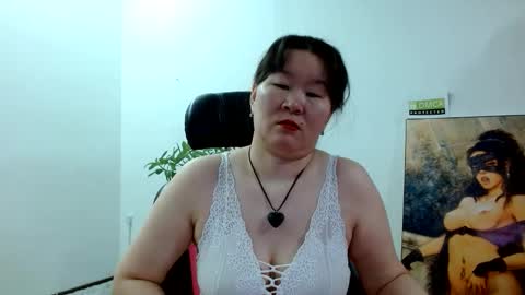 Snapshot of akira_xx chatting on 8, 2, 2025 Akira online show from 8, 2, 2025