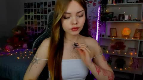 Snapshot of akirakatsu chatting on 21, 10, 2025 Akira online show from 21, 10, 2025